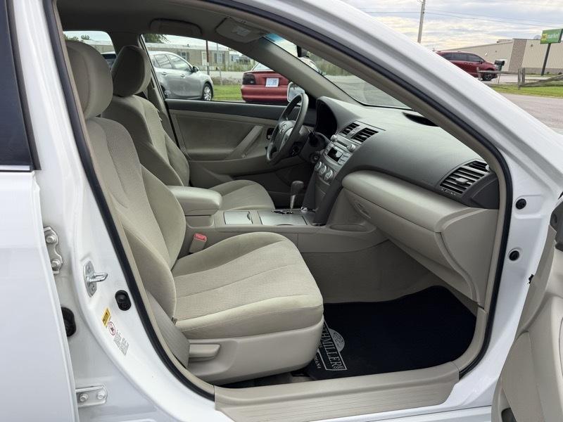 Toyota Camry LE 2011