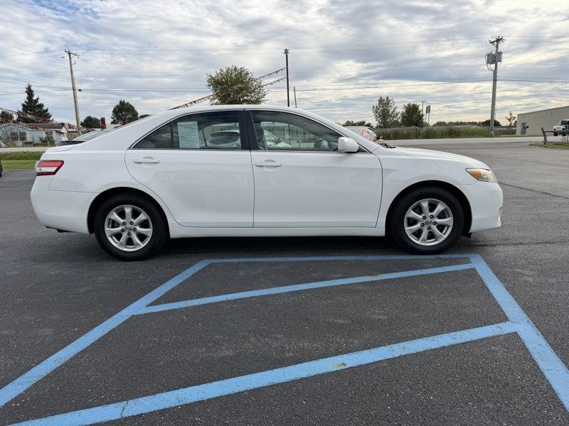 Toyota Camry LE 2011