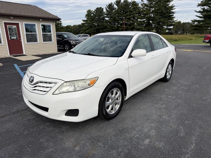 Toyota Camry LE 2011