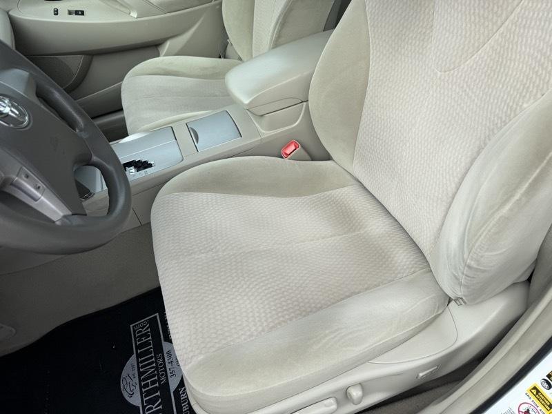 Toyota Camry LE 2011