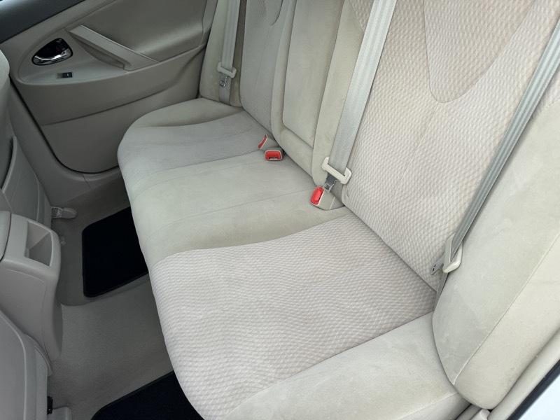 Toyota Camry LE 2011