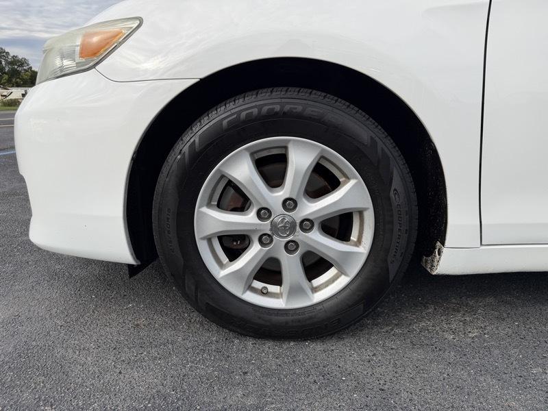 Toyota Camry LE 2011