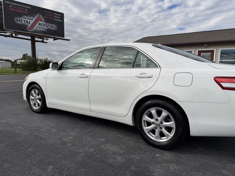 Toyota Camry LE 2011