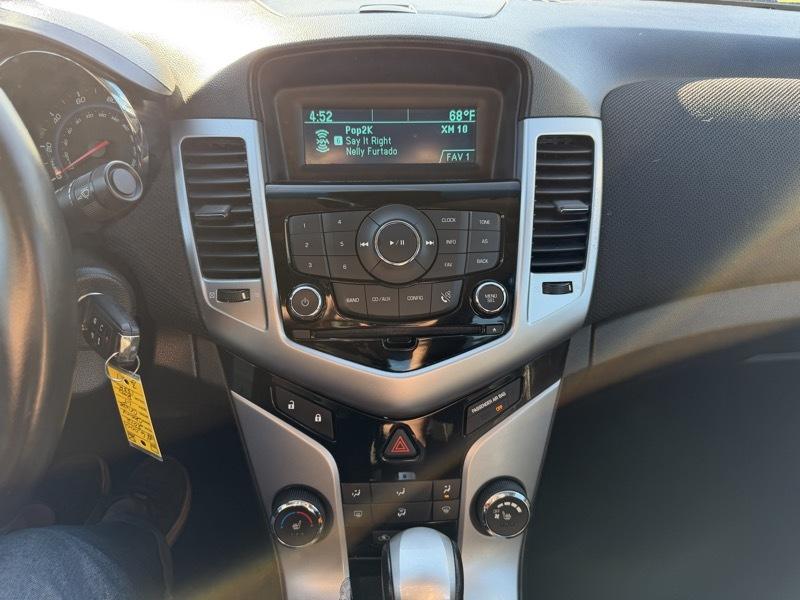 Chevrolet Cruze  2012