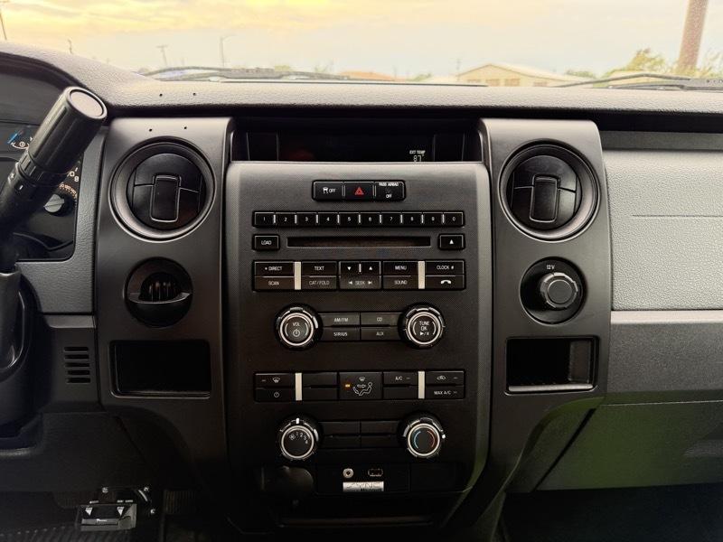 Ford F-150 XL SuperCrew 5.5-ft. Bed 2WD 2014