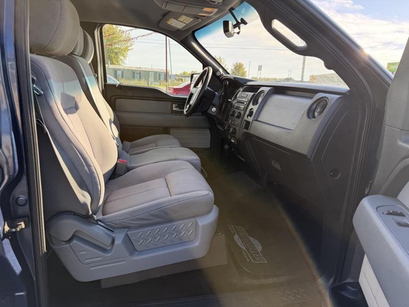 Ford F-150 XL SuperCrew 5.5-ft. Bed 2WD 2014