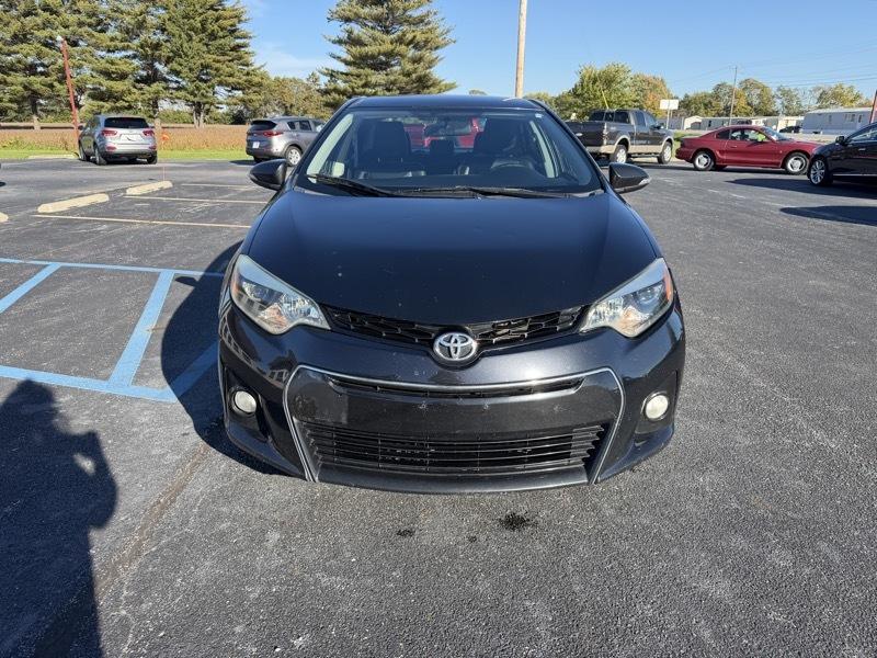Toyota Corolla  2015