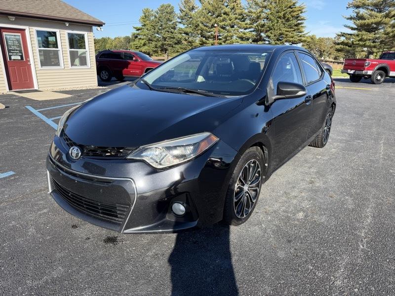 Toyota Corolla  2015