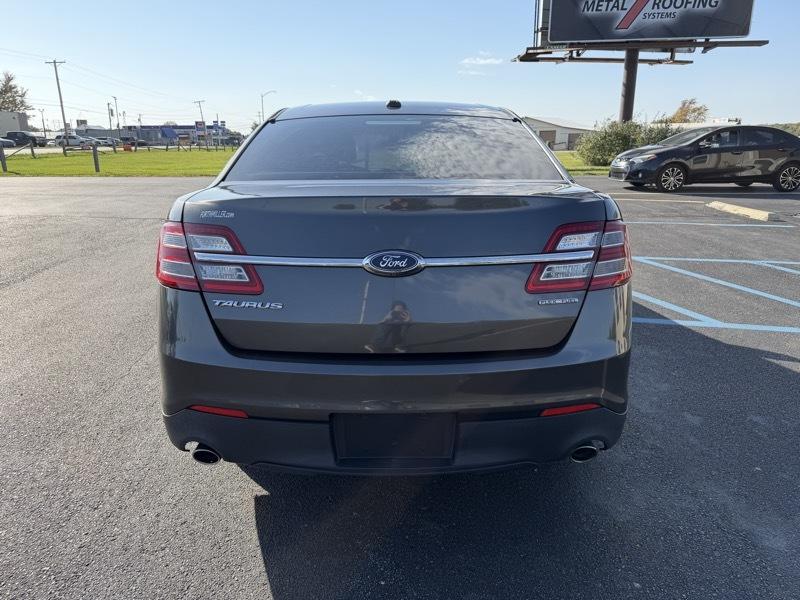 Ford Taurus SE FWD 2017
