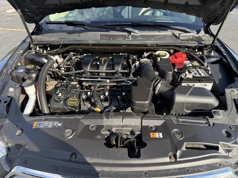 Ford Taurus SE FWD 2017