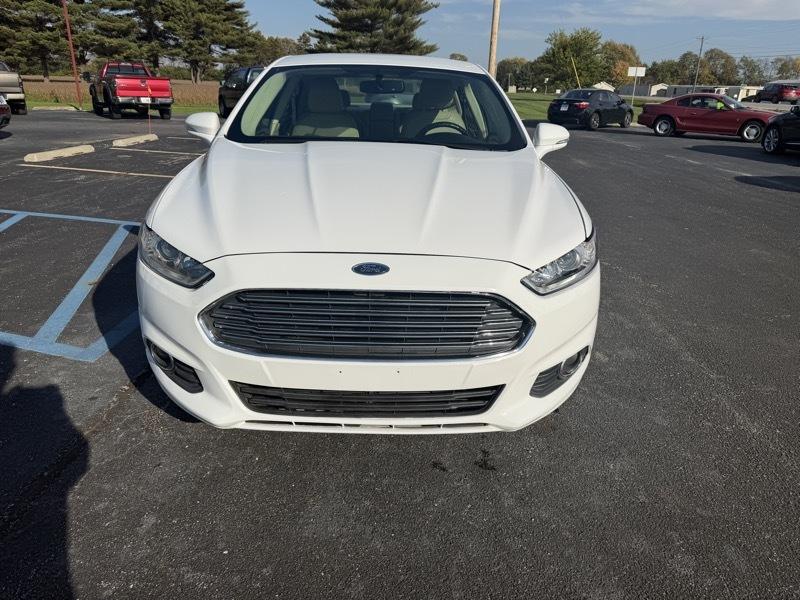 Ford Fusion SE 2016