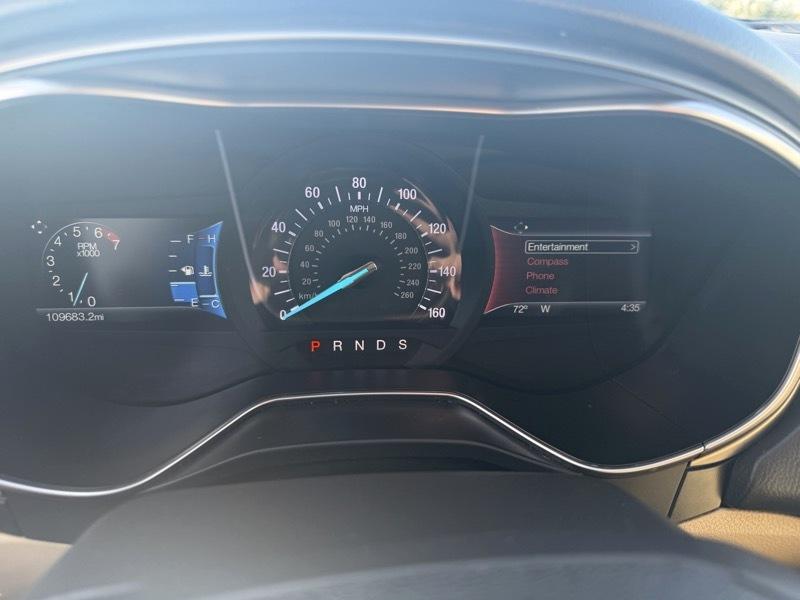 Ford Fusion SE 2016