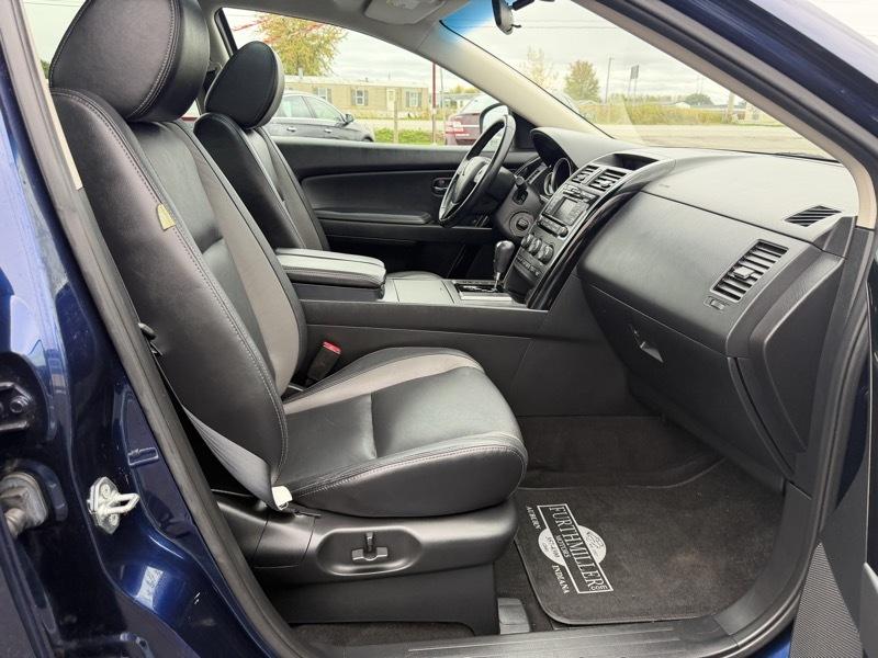 Mazda CX-9 Touring AWD 2012