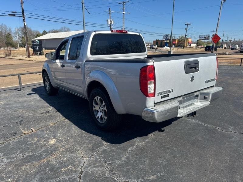 Suzuki Equator Sport Crew Cab 2WD 2011