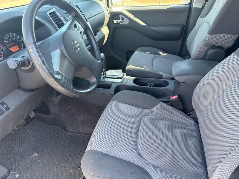 Suzuki Equator Sport Crew Cab 2WD 2011