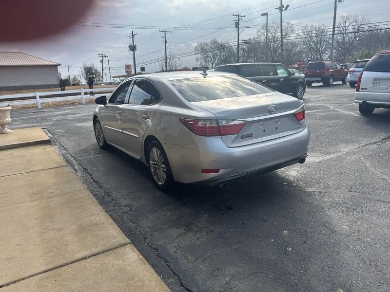Lexus ES 350 Sedan 2013