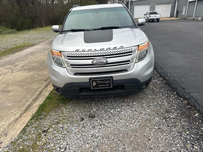 Ford Explorer Limited FWD 2013