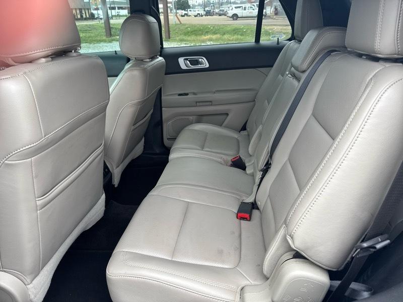 Ford Explorer Limited FWD 2013