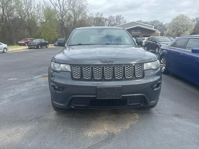 Jeep Grand Cherokee Laredo 4WD 2017