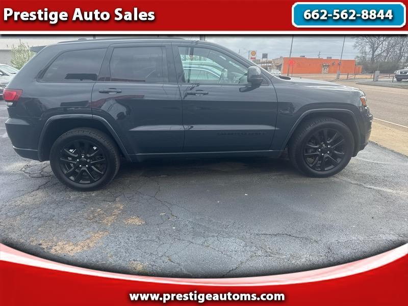 2017 Jeep Grand Cherokee Laredo 4WD