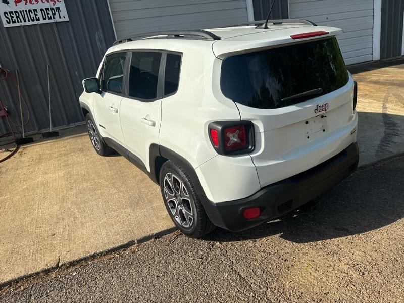 Jeep Renegade Latitude FWD 2015
