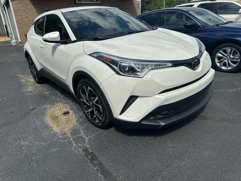 Toyota C-HR LE 2019