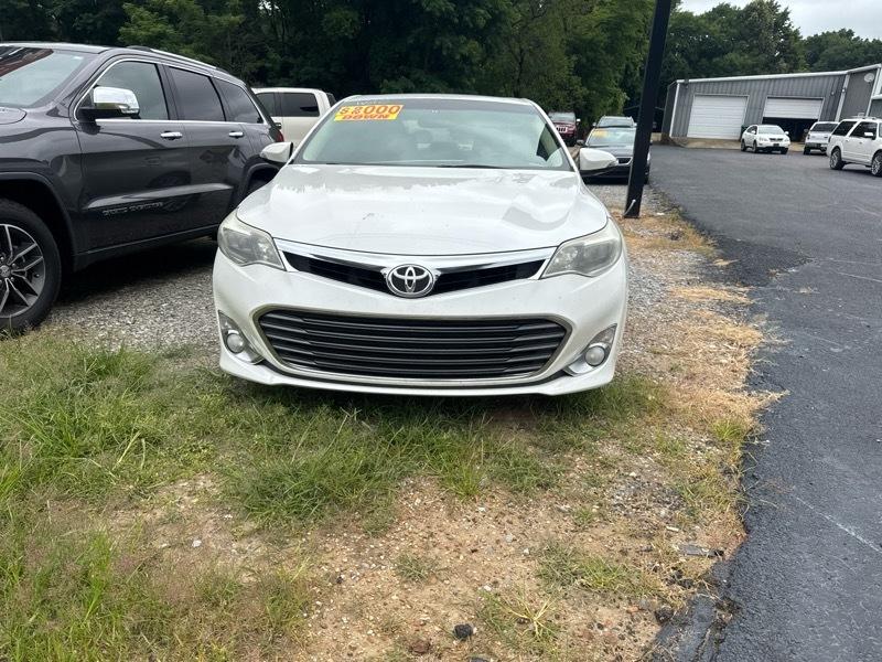 Toyota Avalon XLE 2013