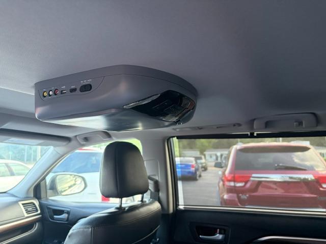 Toyota Highlander Limited FWD V6 2016