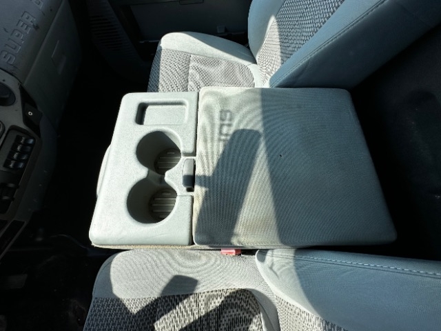 Ford Super Duty F-350 SRW  2012