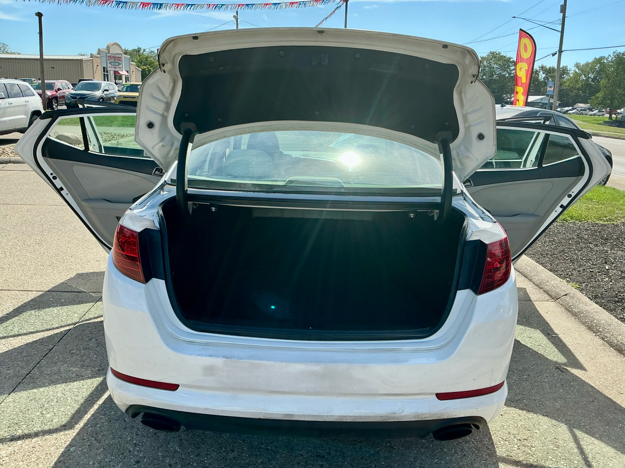 2012 Kia Optima LX photo 7
