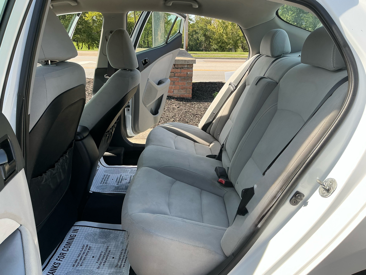 2012 Kia Optima LX photo 9