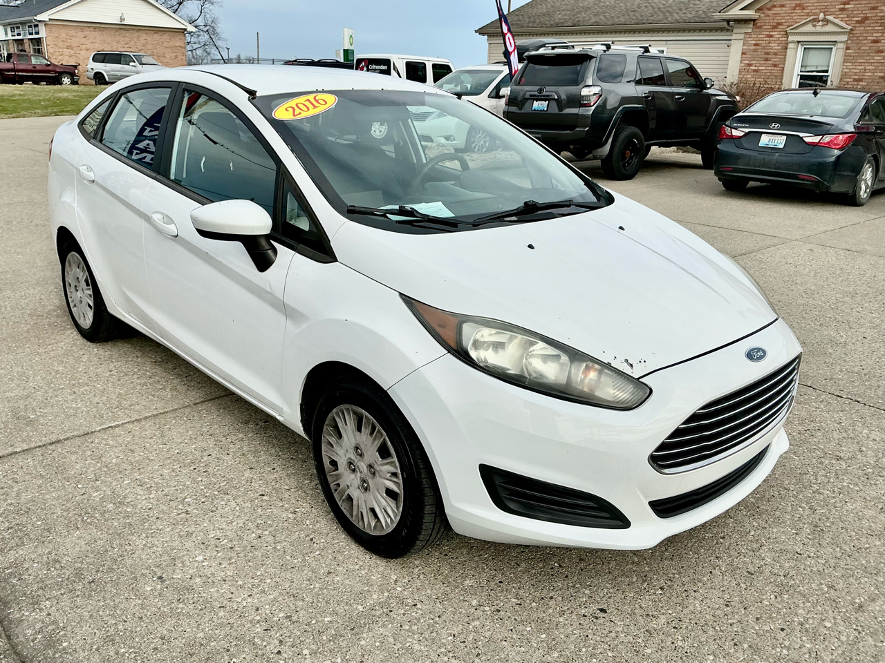 Ford Fiesta 4dr Sdn S 2016