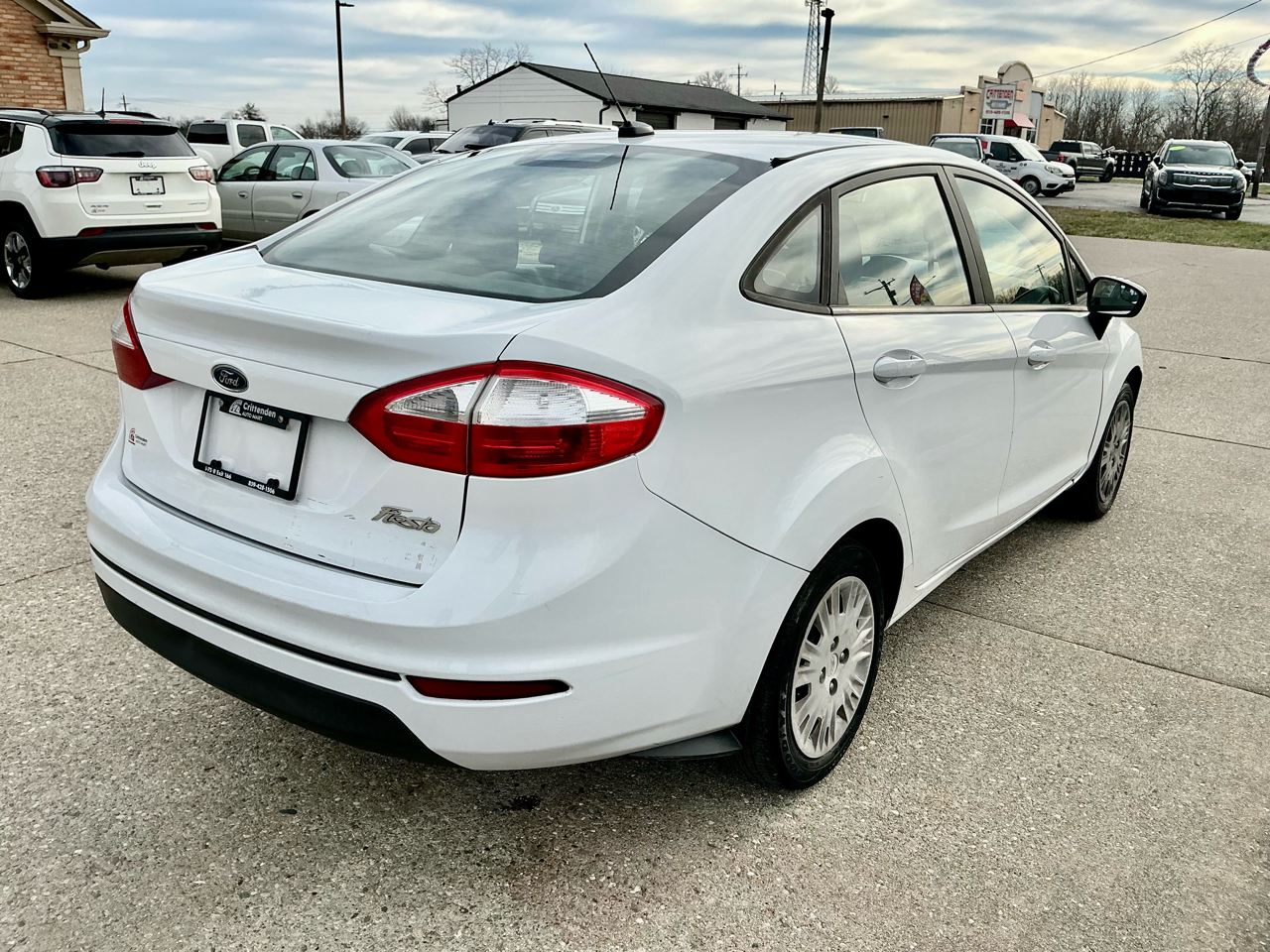 Ford Fiesta 4dr Sdn S 2016