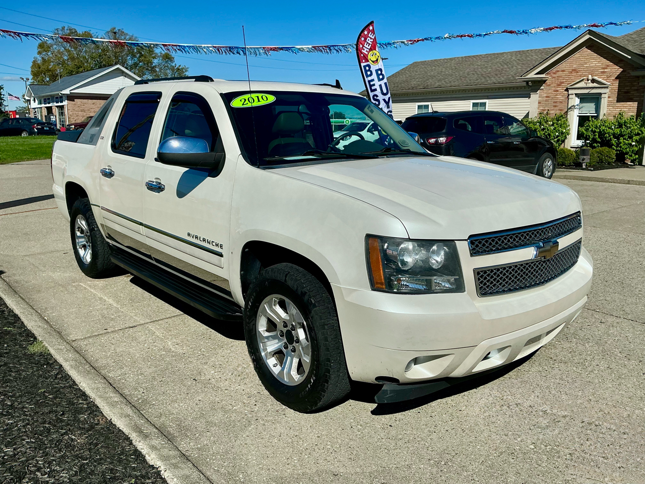 Chevrolet Avalanche 4WD Crew Cab LTZ 2010 Chevrolet Avalanche 4WD Crew Cab LTZ 2010