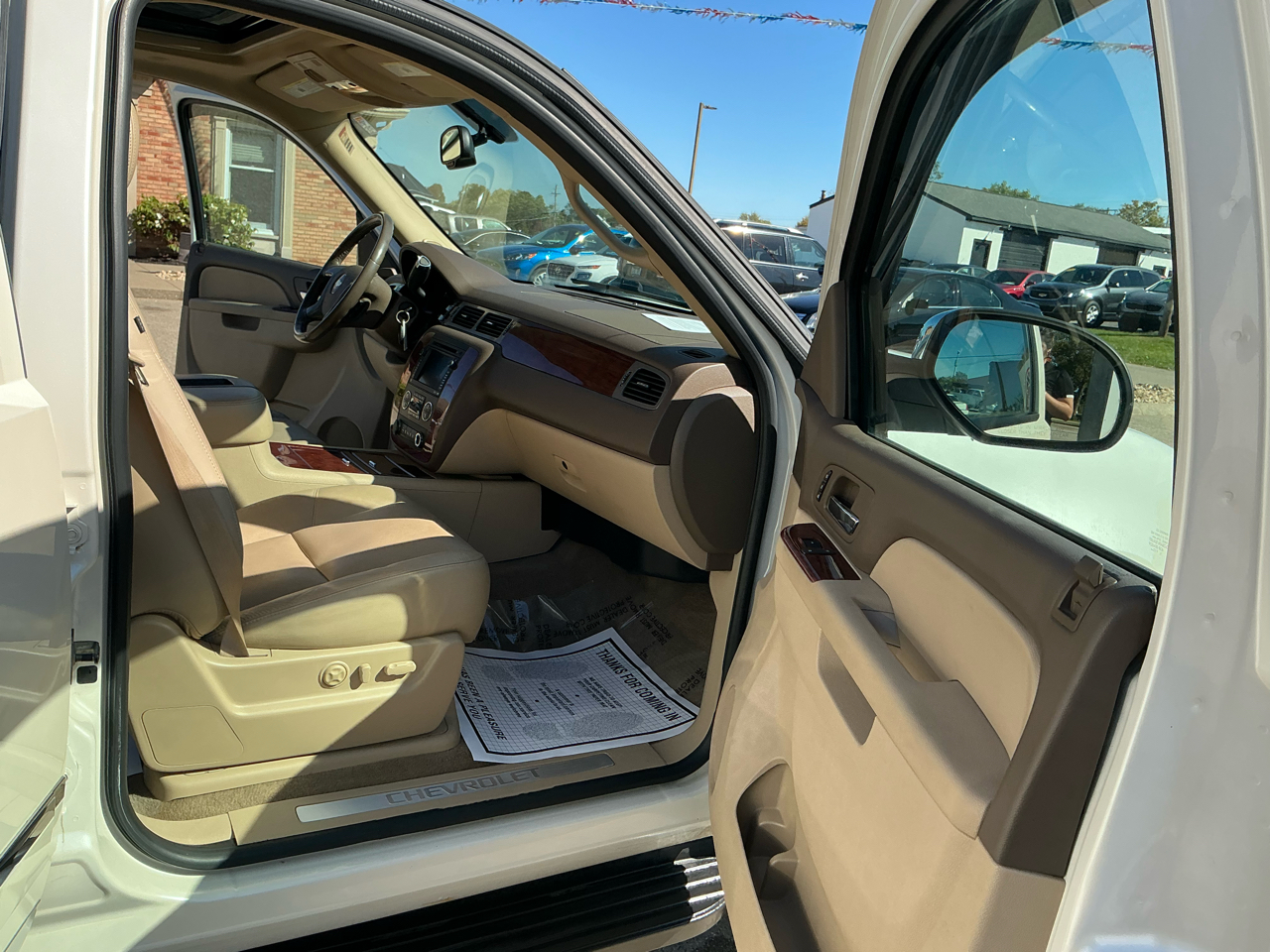 Chevrolet Avalanche 4WD Crew Cab LTZ 2010 Chevrolet Avalanche 4WD Crew Cab LTZ 2010