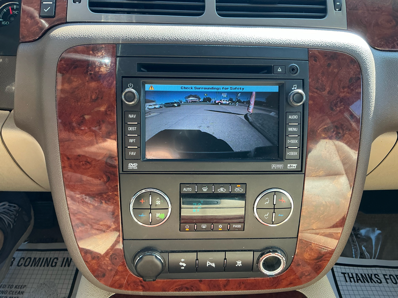 Chevrolet Avalanche 4WD Crew Cab LTZ 2010 Chevrolet Avalanche 4WD Crew Cab LTZ 2010