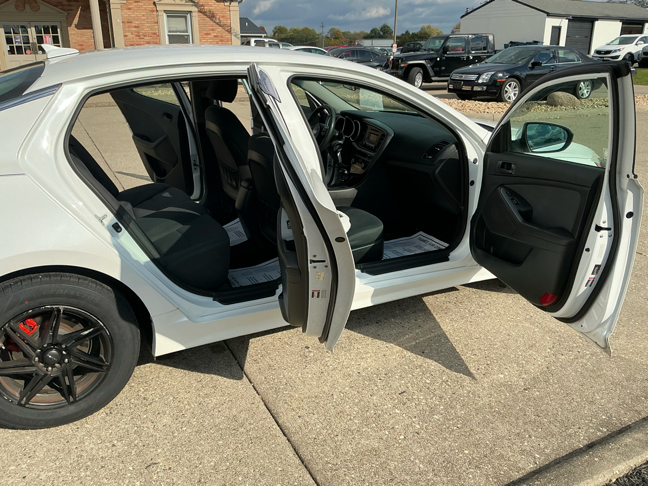 Kia Optima 4dr Sdn LX 2015