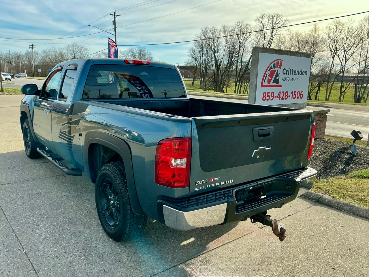 Chevrolet Silverado 1500 4WD Ext Cab 143.5" LT 2011