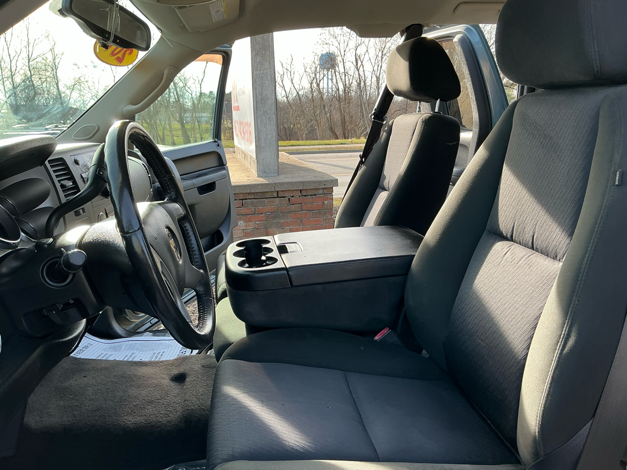 Chevrolet Silverado 1500 4WD Ext Cab 143.5" LT 2011