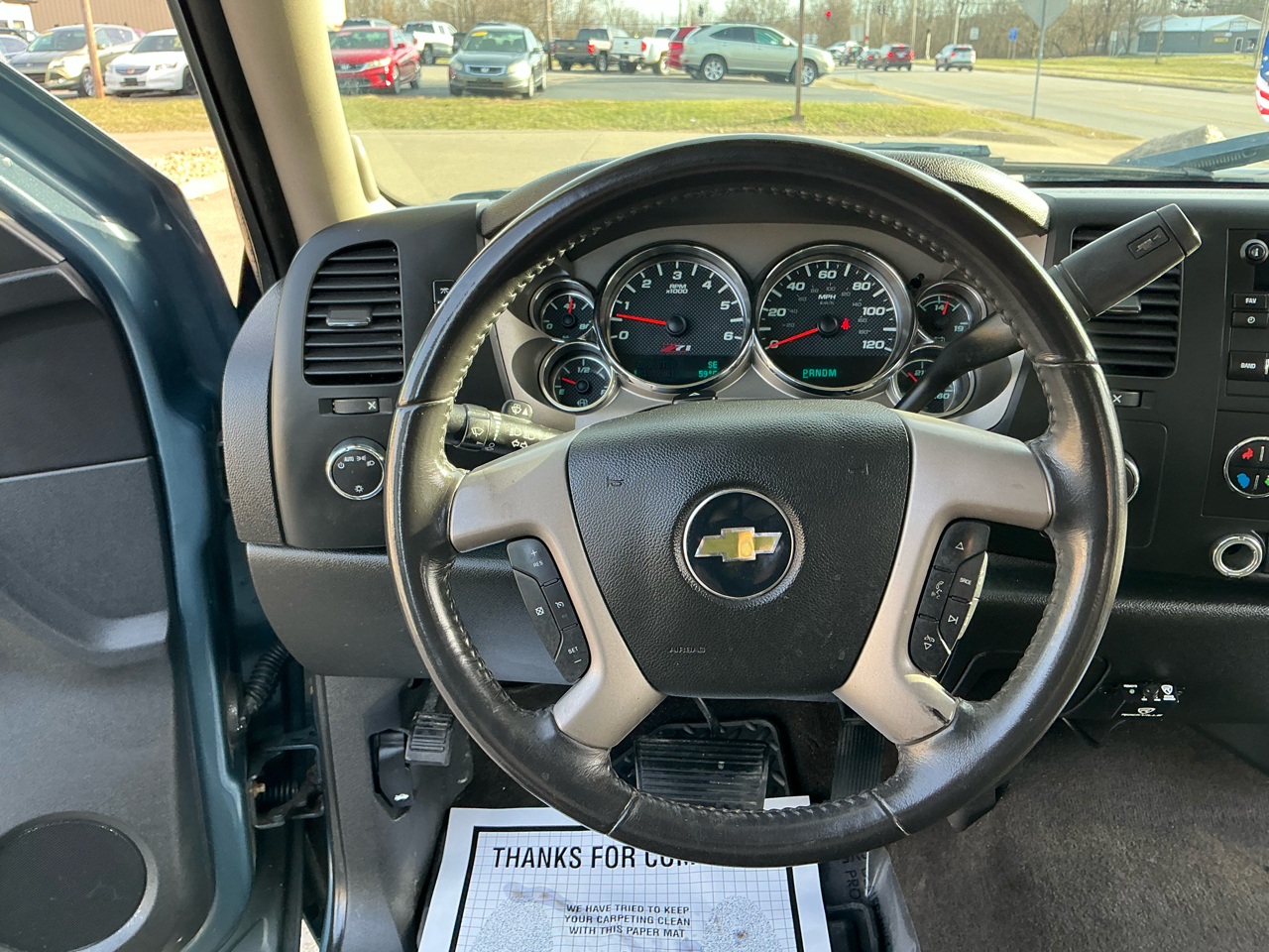 Chevrolet Silverado 1500 4WD Ext Cab 143.5" LT 2011