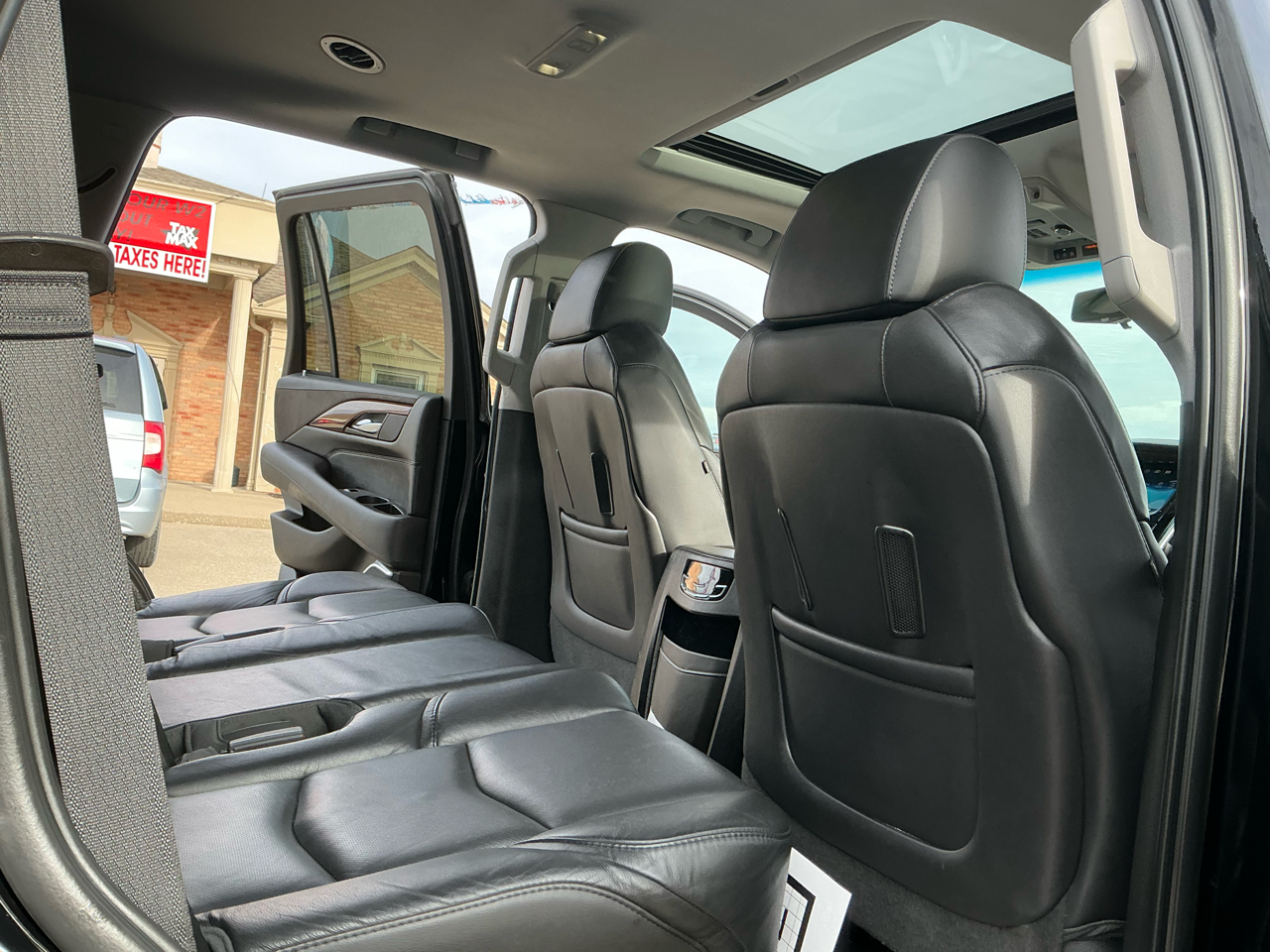 Cadillac Escalade 4WD 4dr Luxury 2018