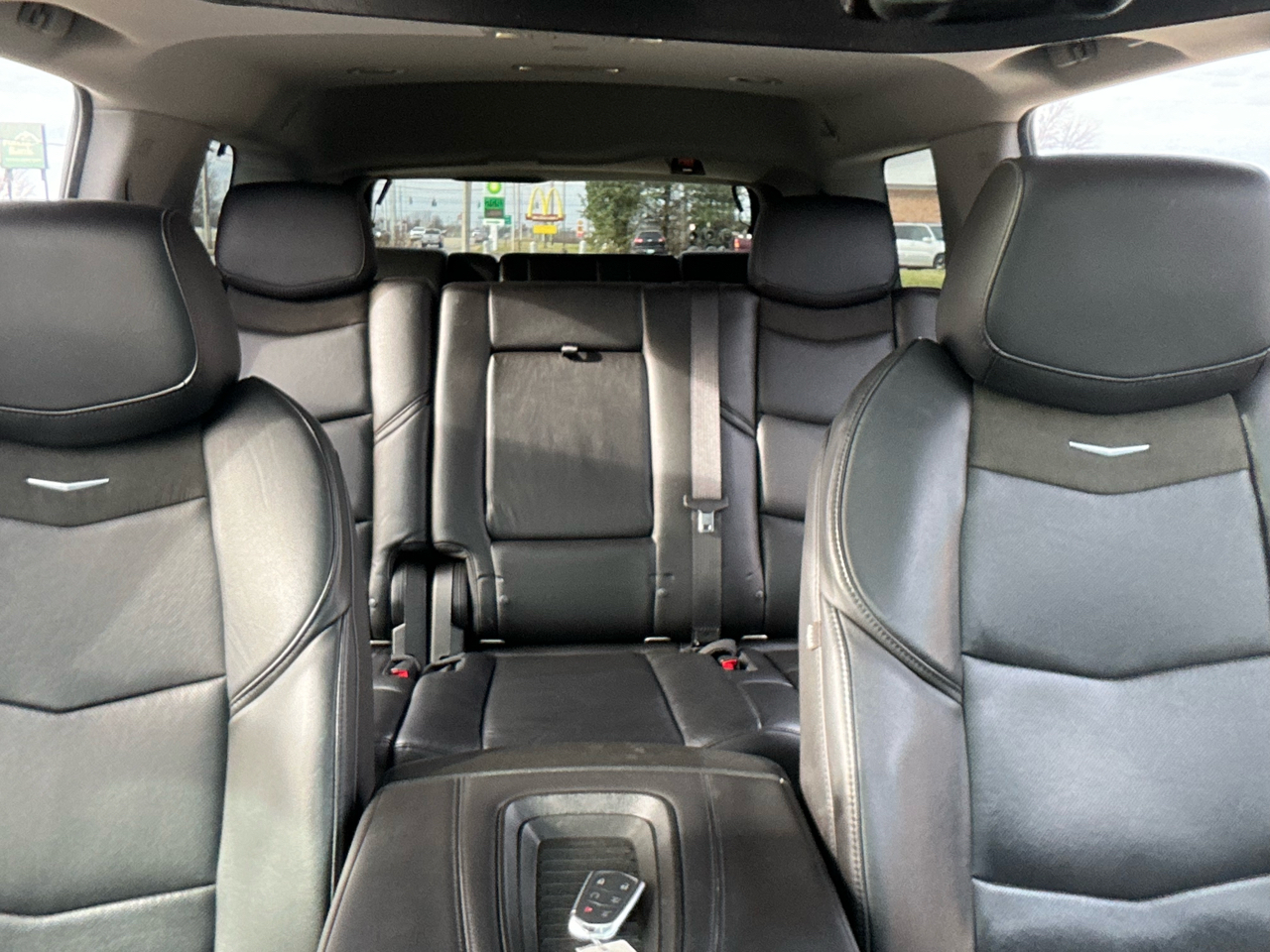 Cadillac Escalade 4WD 4dr Luxury 2018