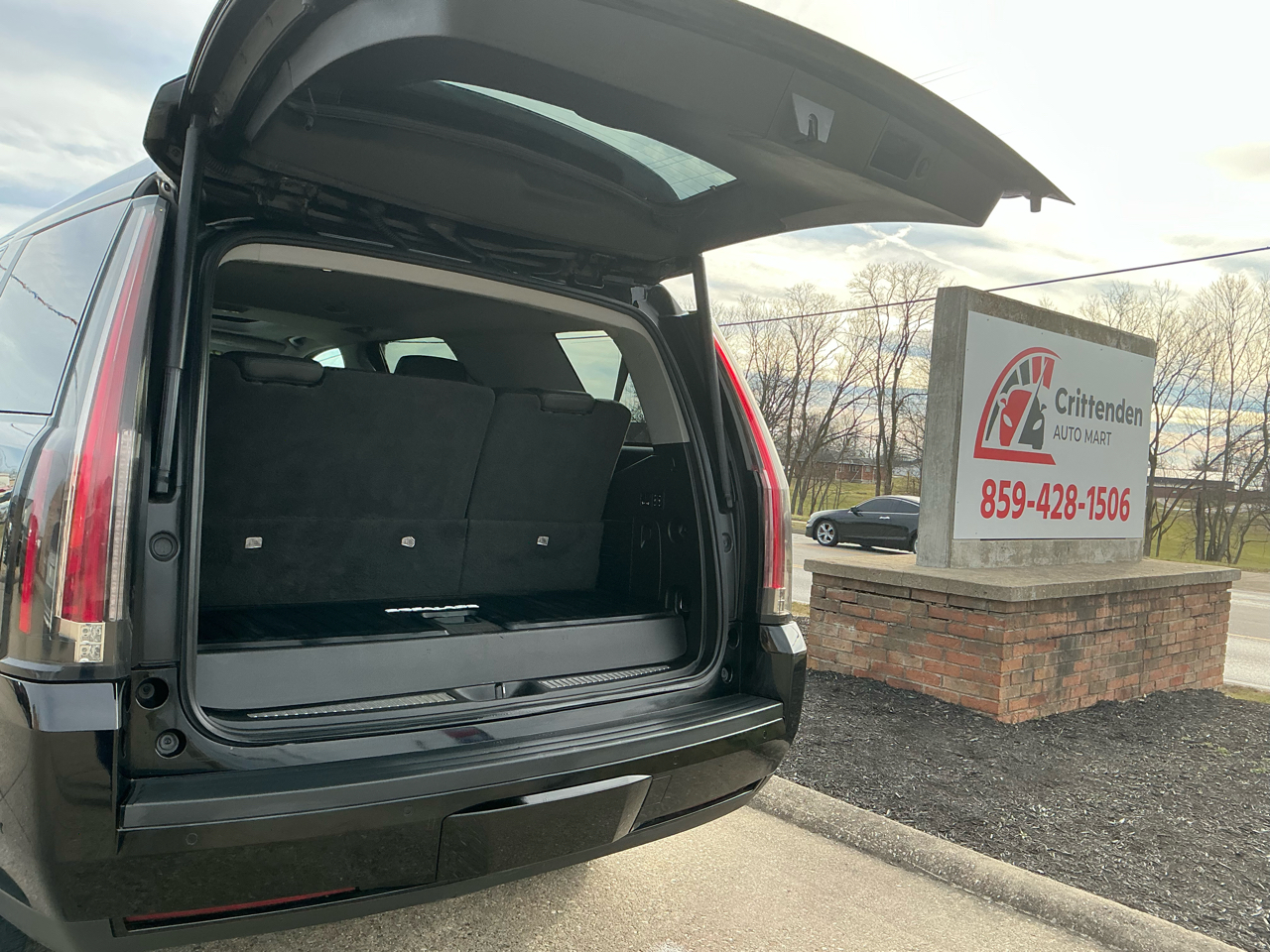 Cadillac Escalade 4WD 4dr Luxury 2018