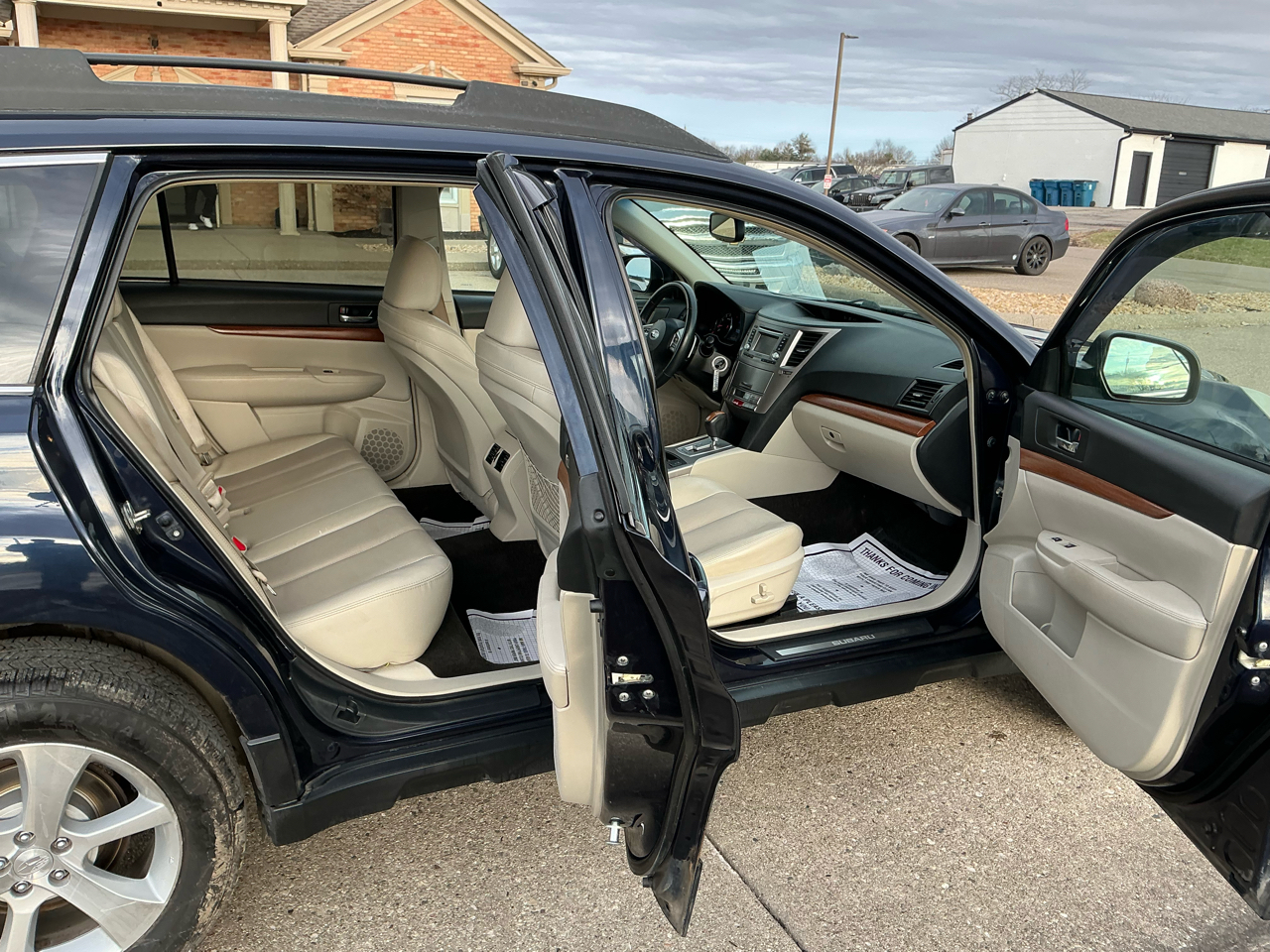 Subaru Outback 4dr Wgn H4 Auto 2.5i Limited 2014