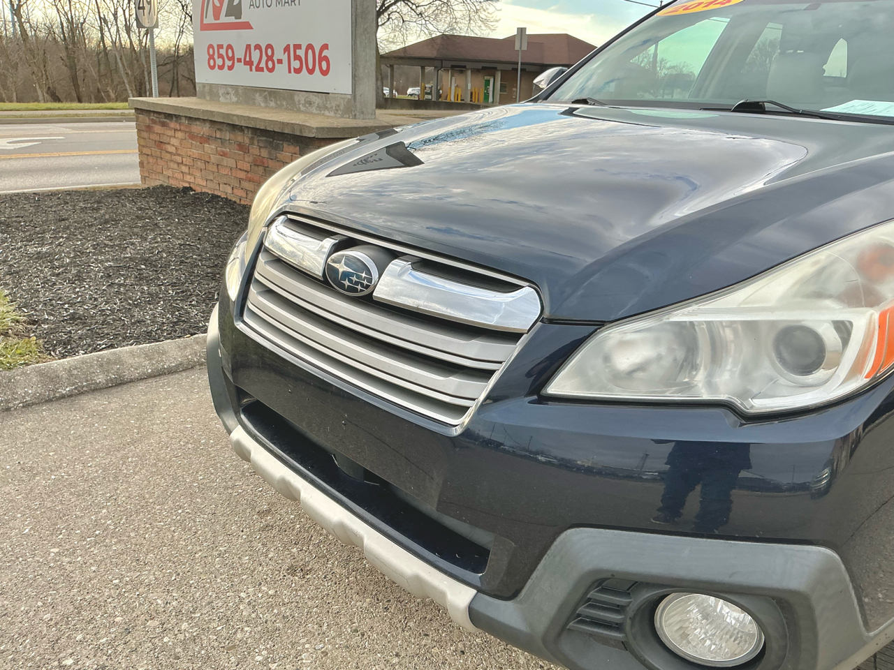 Subaru Outback 4dr Wgn H4 Auto 2.5i Limited 2014