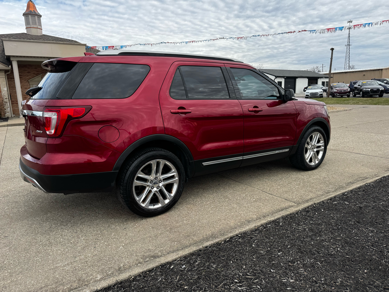 Ford Explorer 4WD 4dr XLT 2016
