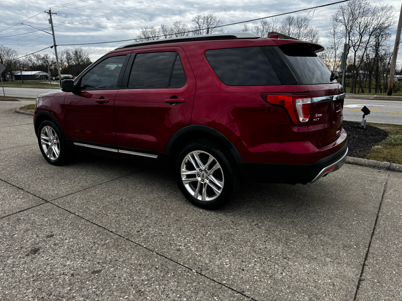 Ford Explorer 4WD 4dr XLT 2016