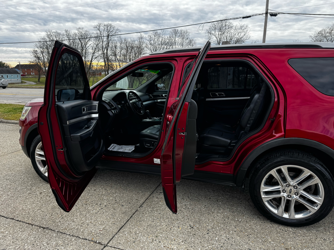 Ford Explorer 4WD 4dr XLT 2016