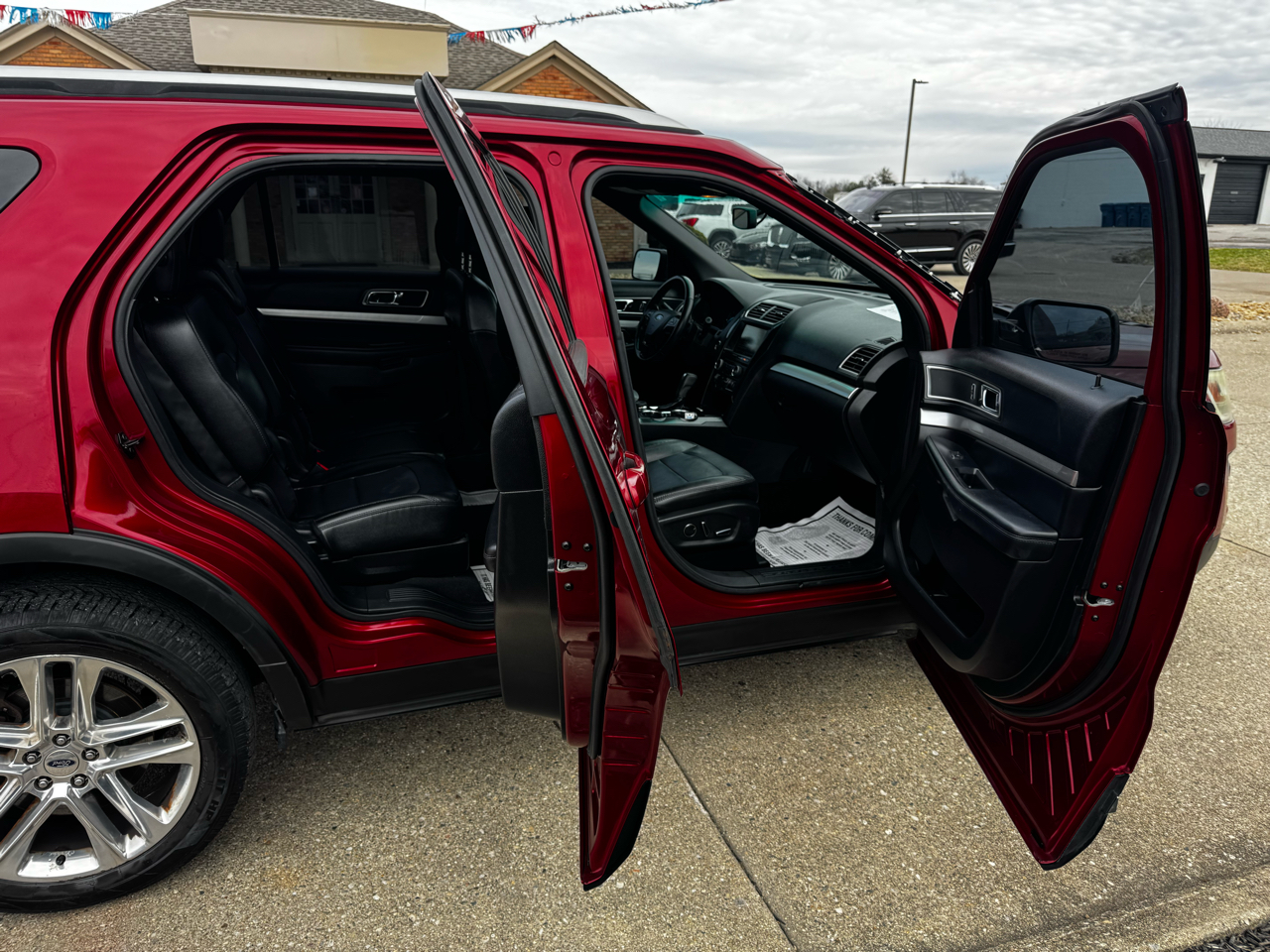 Ford Explorer 4WD 4dr XLT 2016