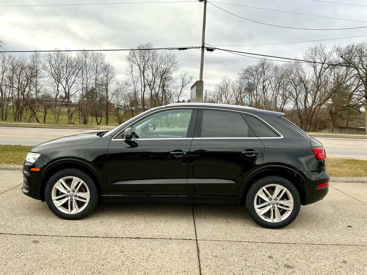 Audi Q3 quattro 4dr Premium Plus 2016